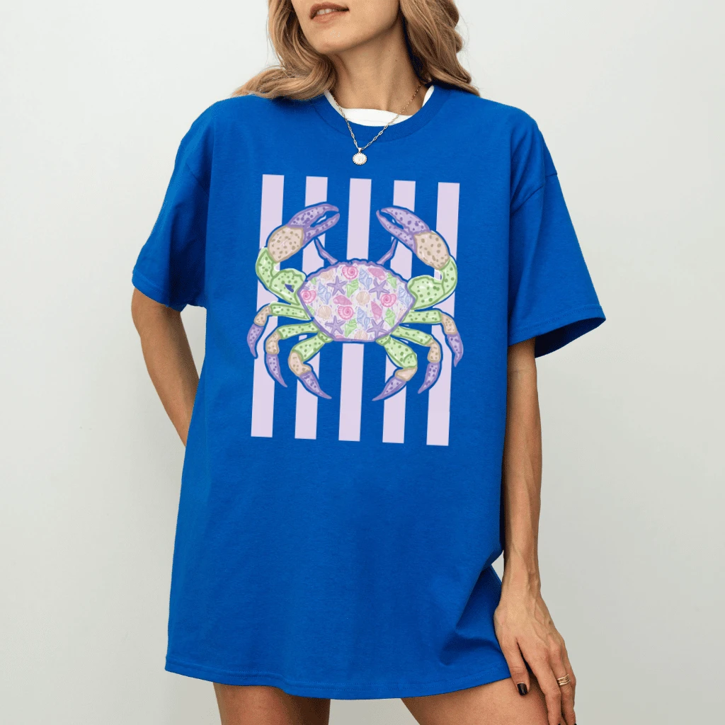 Coastal Crab Coquette T-Shirt – Summer Beach Gift for Her, Preppy Seashell Ocean Aesthetic Tee - detail view