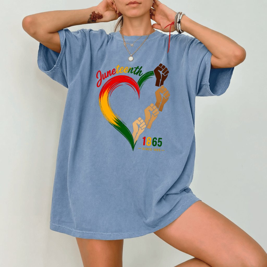 Comfort Colors Black Queen Raised Fist Heart Juneteenth 1865 Shirt – Freedom Day Gift for Him & Her - detail view