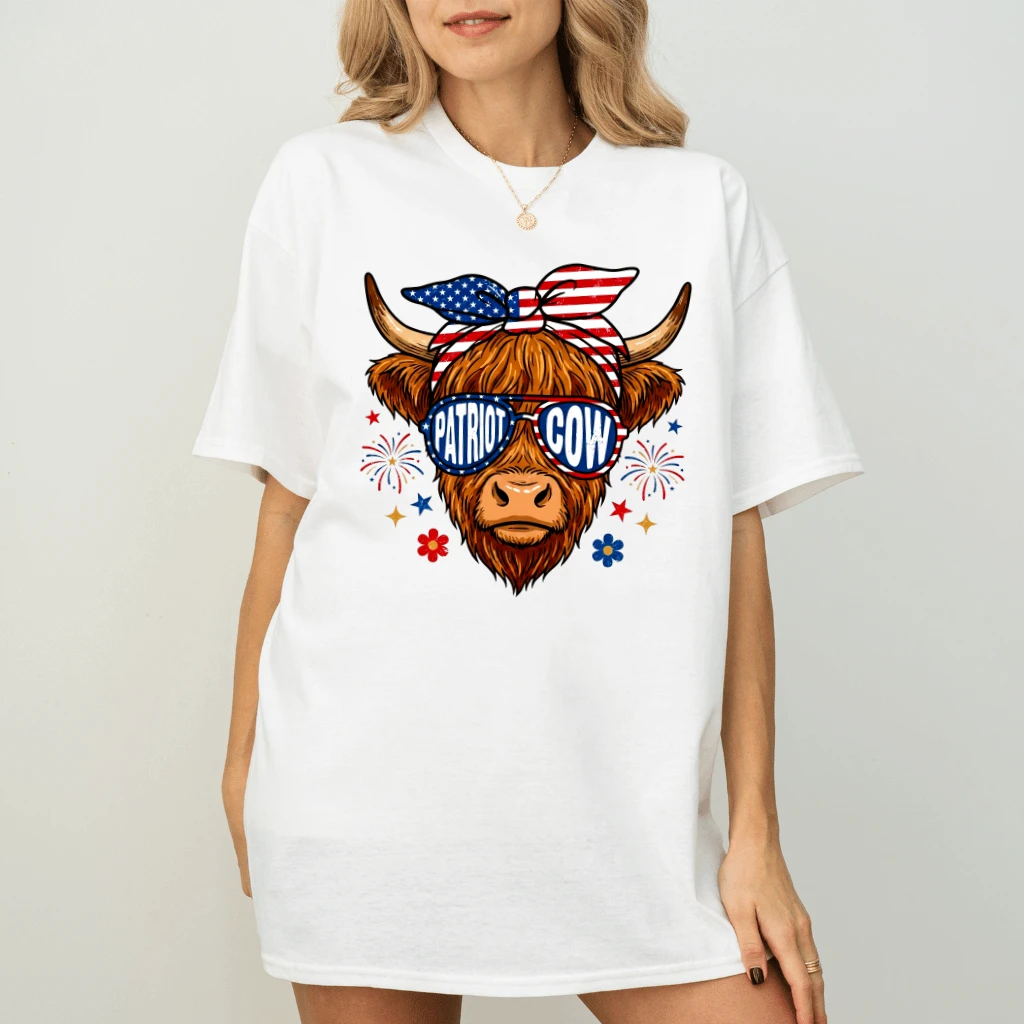 Vintage Coquette Bow Patriot Cow T-Shirt - Cute Highland Cow Patriotic Gift for Her - back view