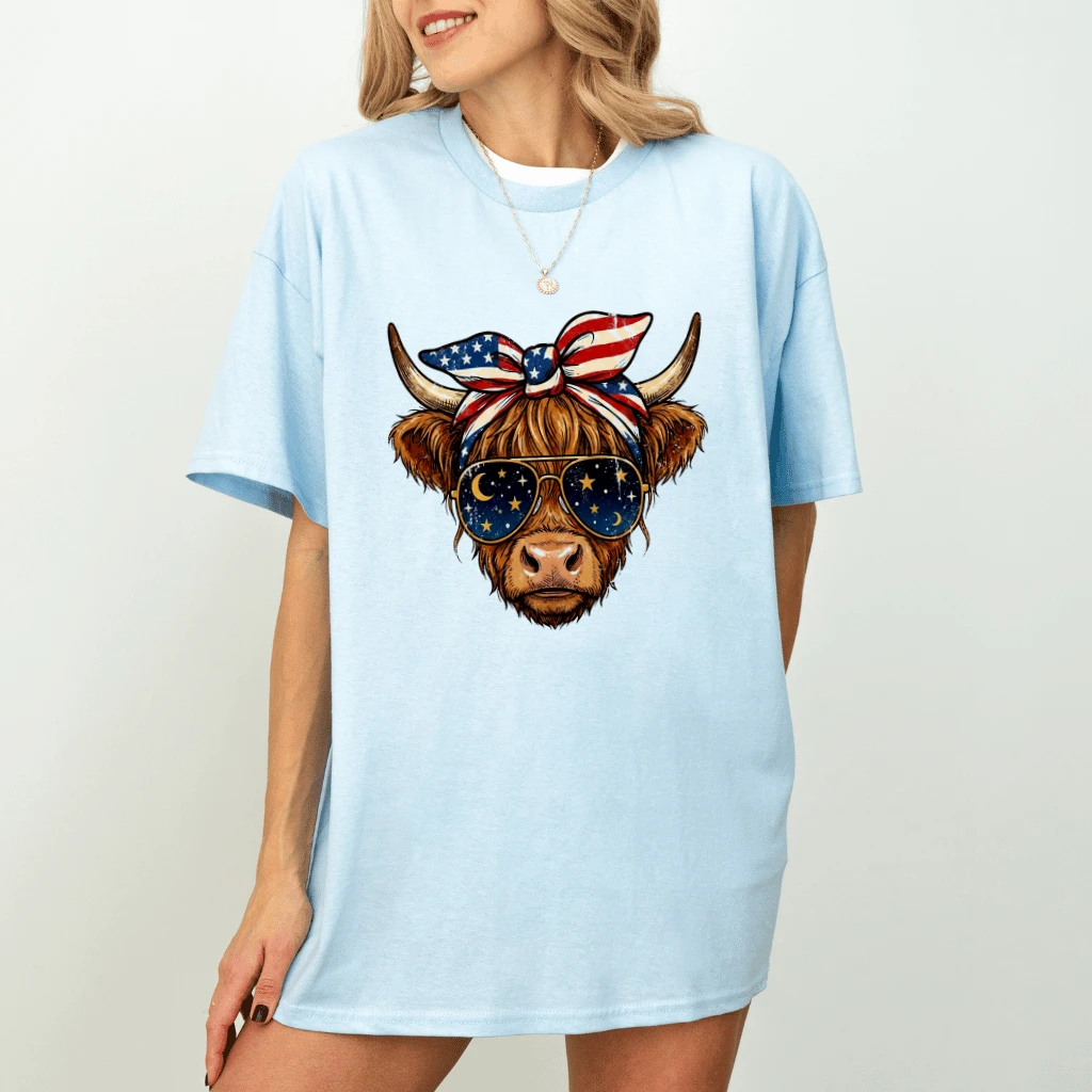 Vintage Highland Cow USA Flag Sunglasses Patriotic T-Shirt - Cute Cow 4th Of July Gift for Her - detail view